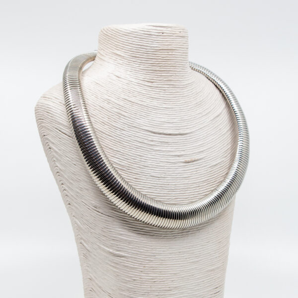 Collar acero plateado