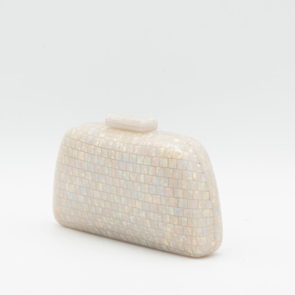 Bolso clutch nacar